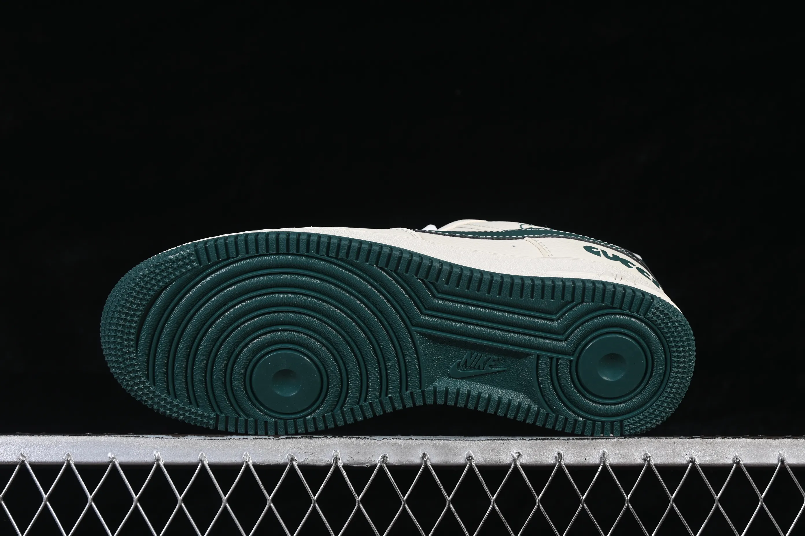 All categories Nk Air Force 1 Air Force series Nk Air Force 1 Low Air Force low-top Nike Air Force 1'07 Low joint model Air Force 1 low-top casual sneakers LD1999-017